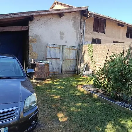 La Maison De L'Usine *